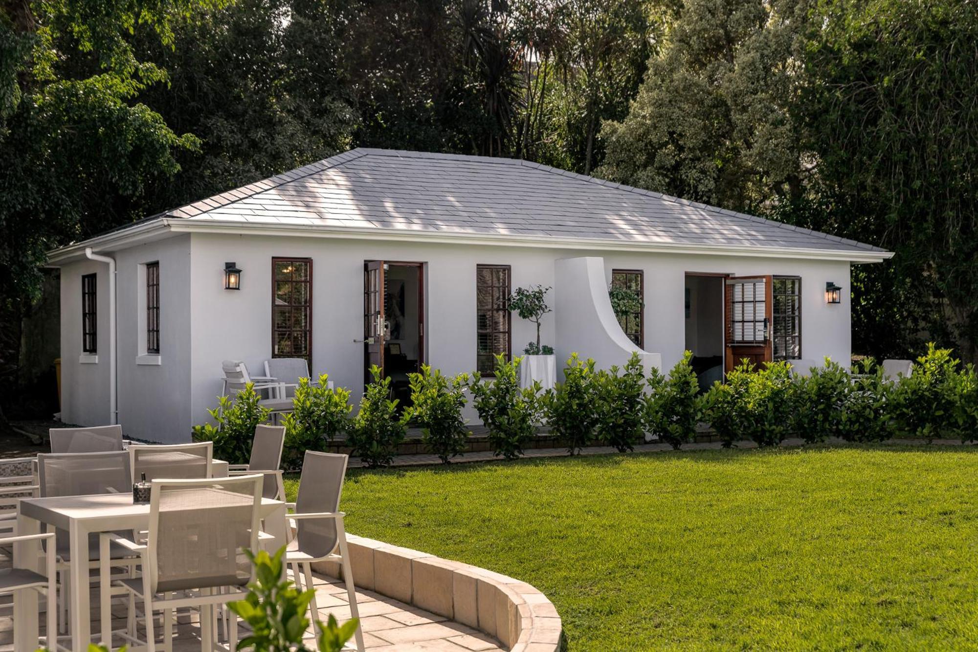 Palm House Boutique And Cape Town