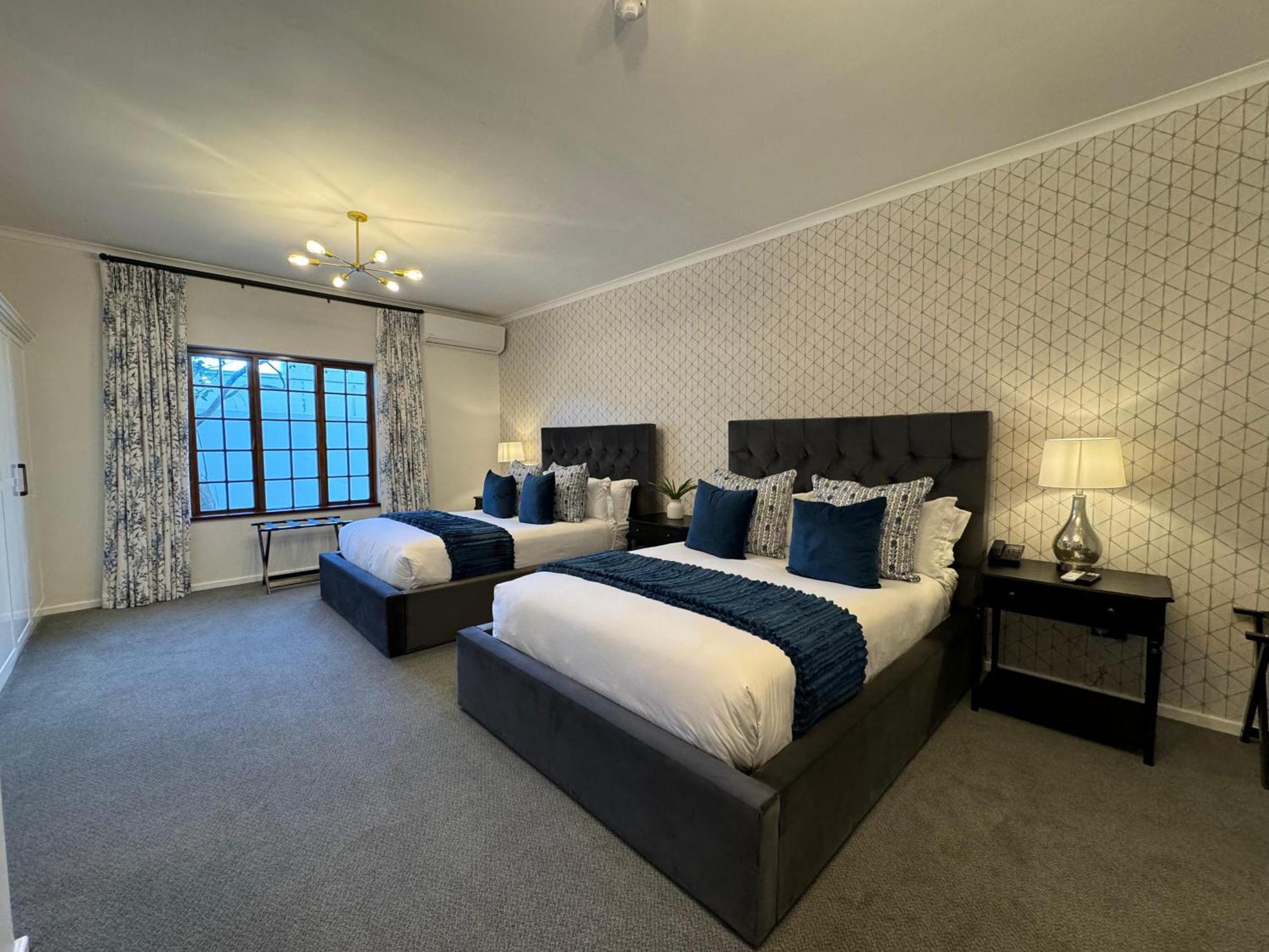Palm House Boutique And Cape Town